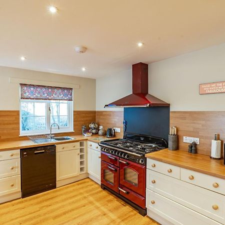 Sparrowhawk Cottage With Hot Tub Newton Stewart Extérieur photo