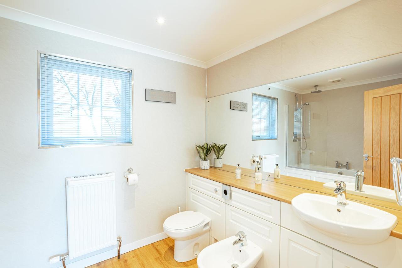 Sparrowhawk Cottage With Hot Tub Newton Stewart Extérieur photo