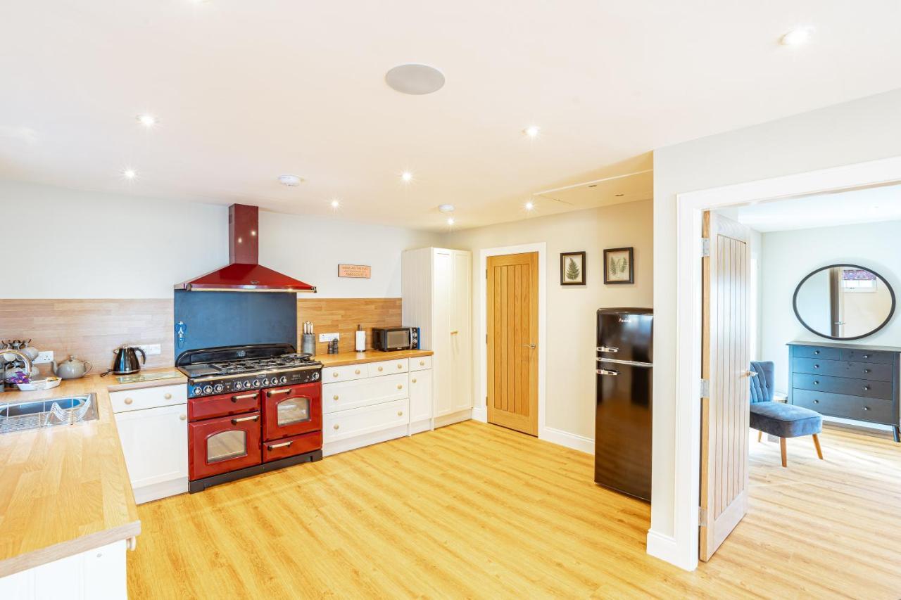 Sparrowhawk Cottage With Hot Tub Newton Stewart Extérieur photo